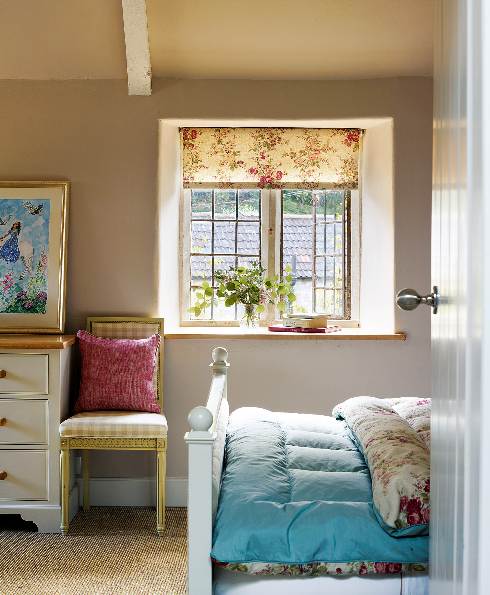 Sims Hilditch guest bedroom