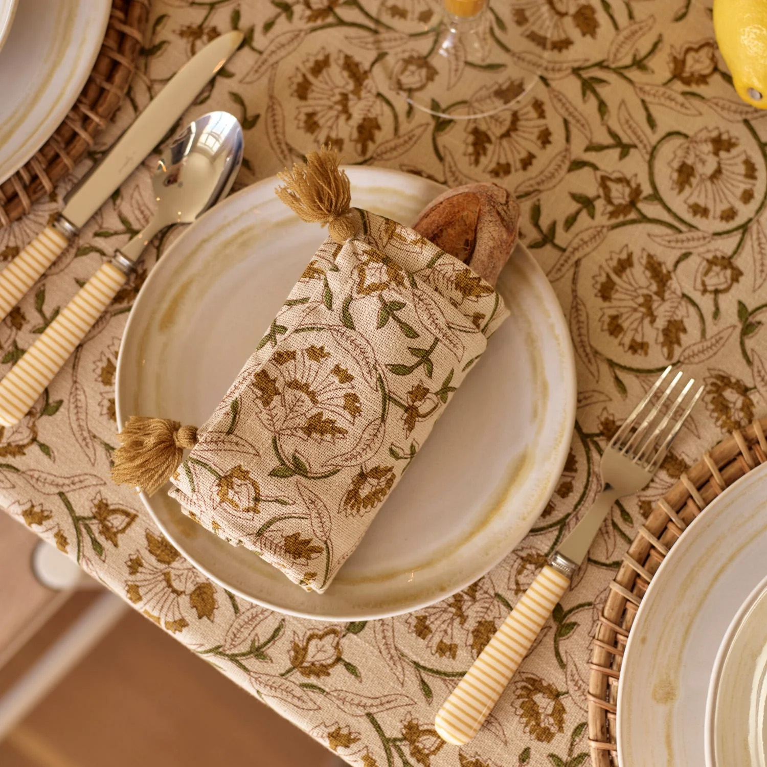 linen napkins
