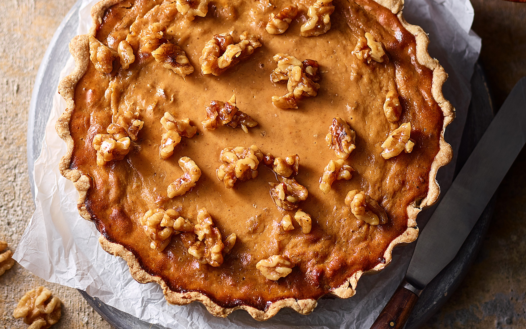 pumpking and walnut pie
