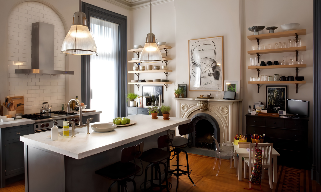 the kitchen set from the movie The Intern