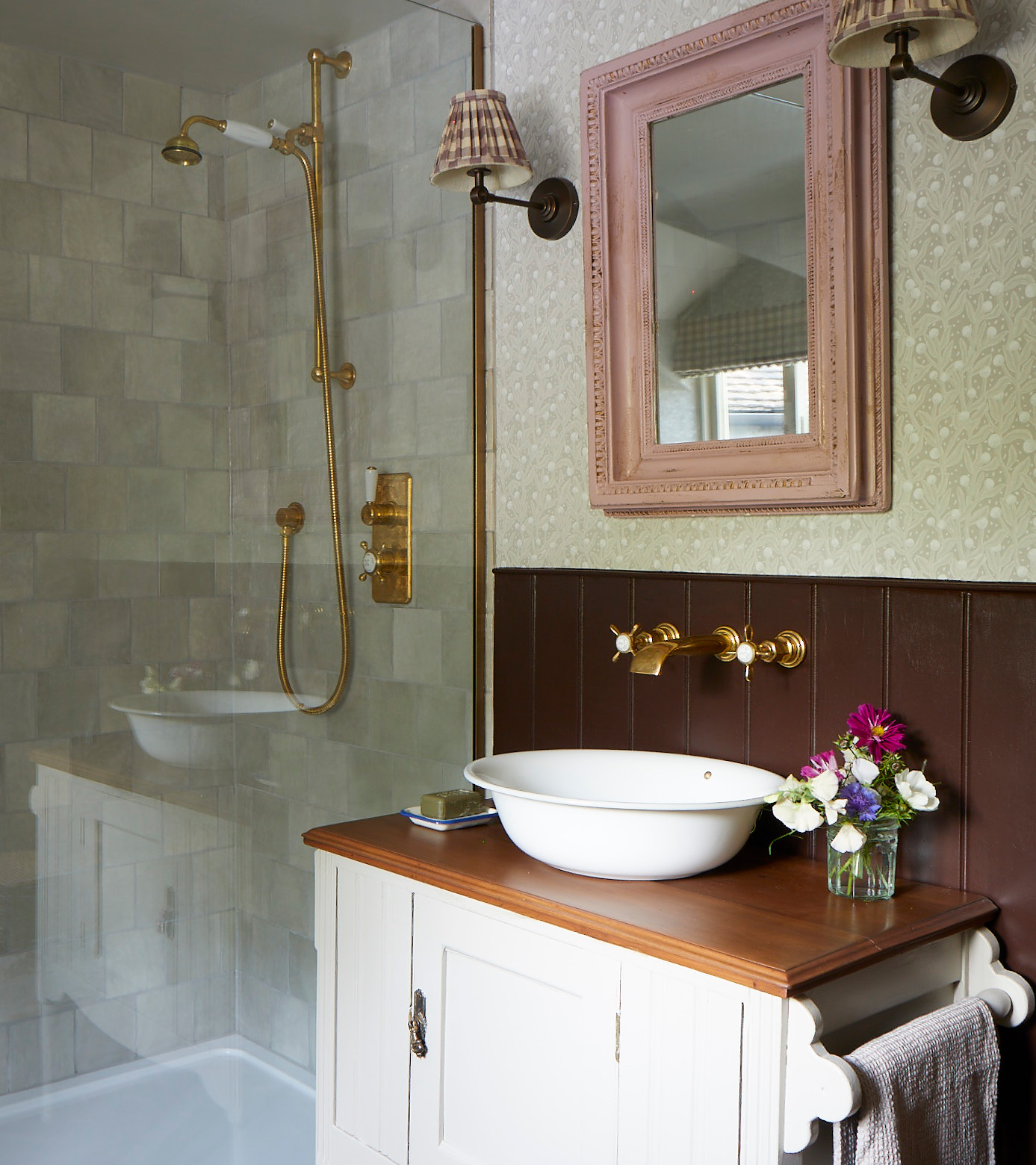 laura stephens geen and brown bathroom