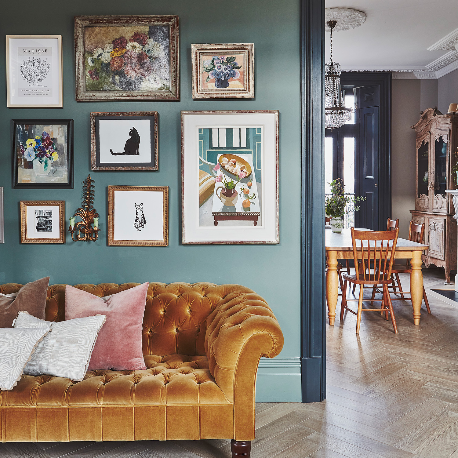 art and antiques