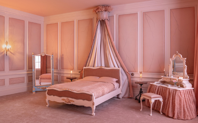 A pink bedroom in the style of Wuthering Heights