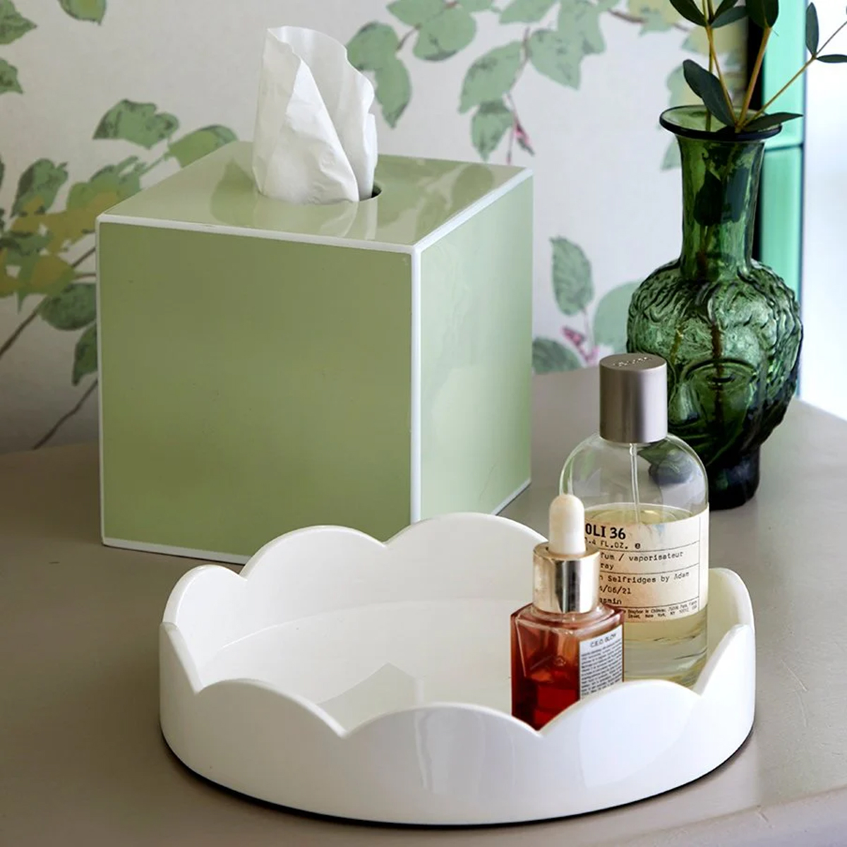 pantone cloud dancer