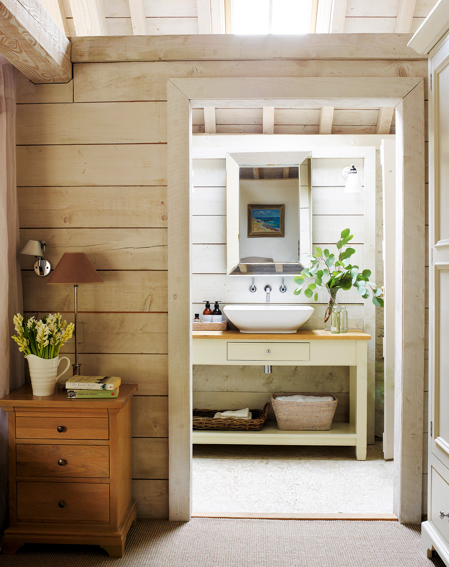Sims Hilditch principal bedroom
