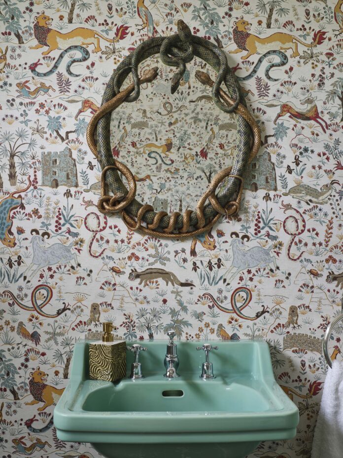 house-of-hackney-trematon-castle-2020