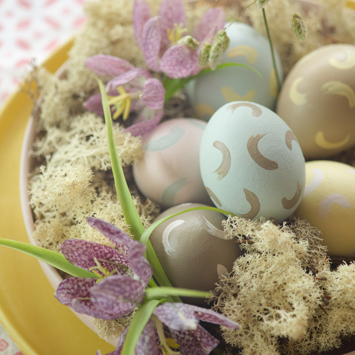 hand painted eggs