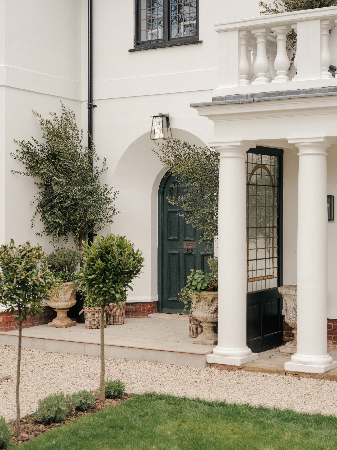 david gandys garden pictured the outside of his home in richmond a beautiful front lawn