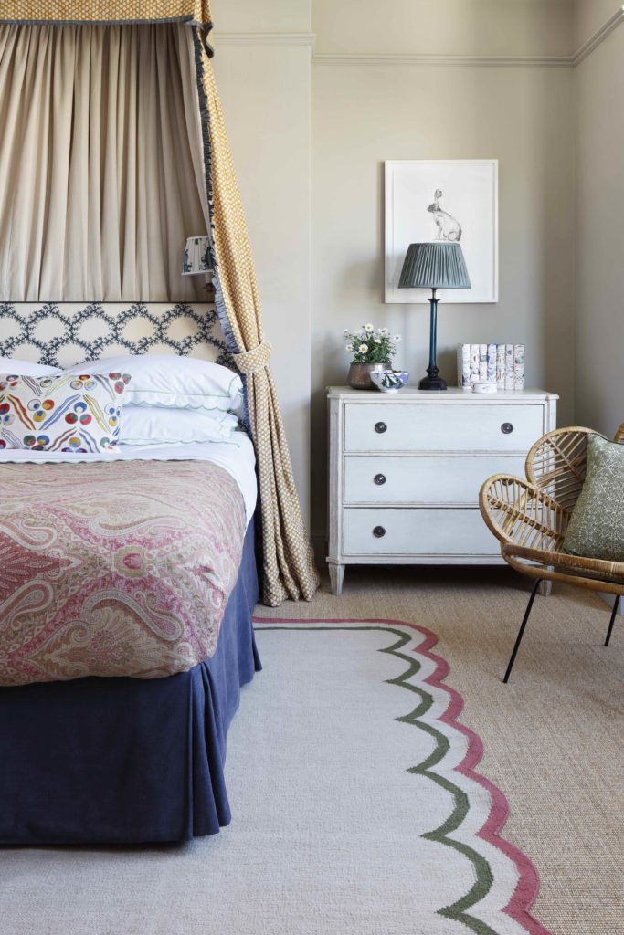 salvesen-graham-sgxjmbedroom7