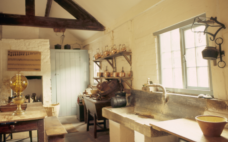 Cwmmau Farm kitchen at Brilley on the border between Herefordshire and Wales – this National Trust property stood in for Hewlands Farm, the birthplace of Agnes (Anne) Hathaway