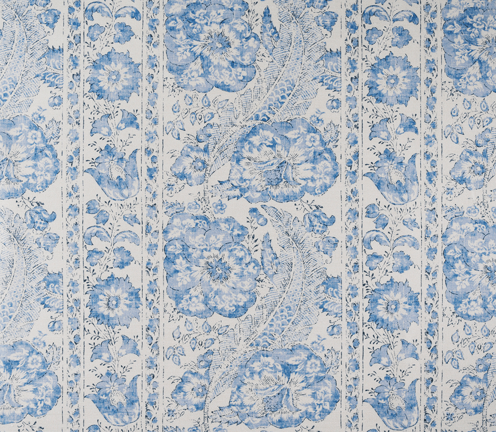 decorating with blue and white