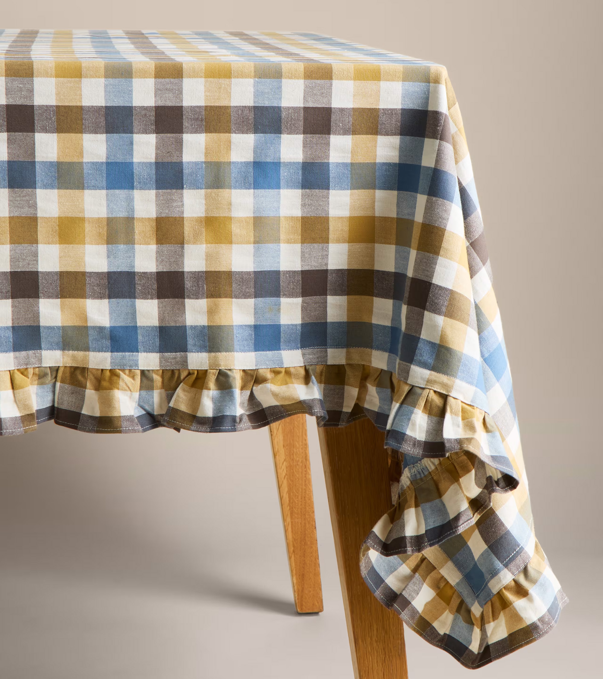 tablecloths napkins table runners
