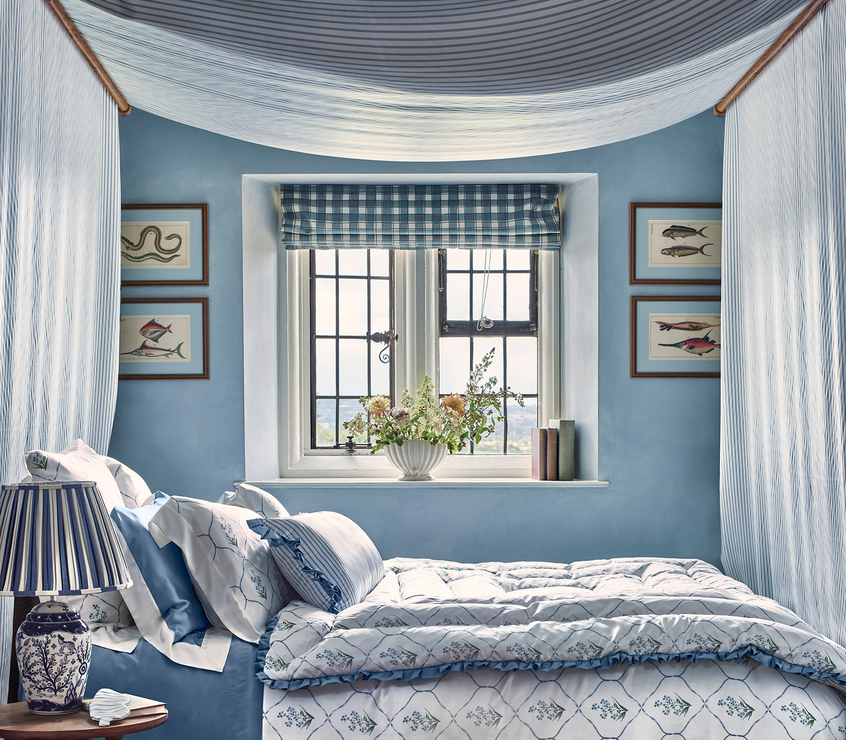 how to style a bed
