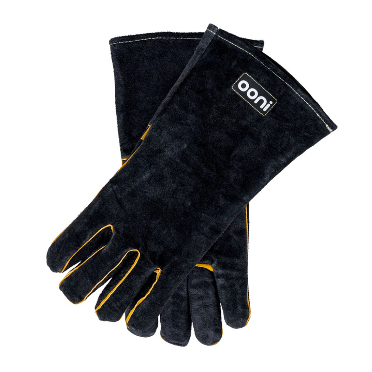 a pair of ooni pizza oven gloves in black