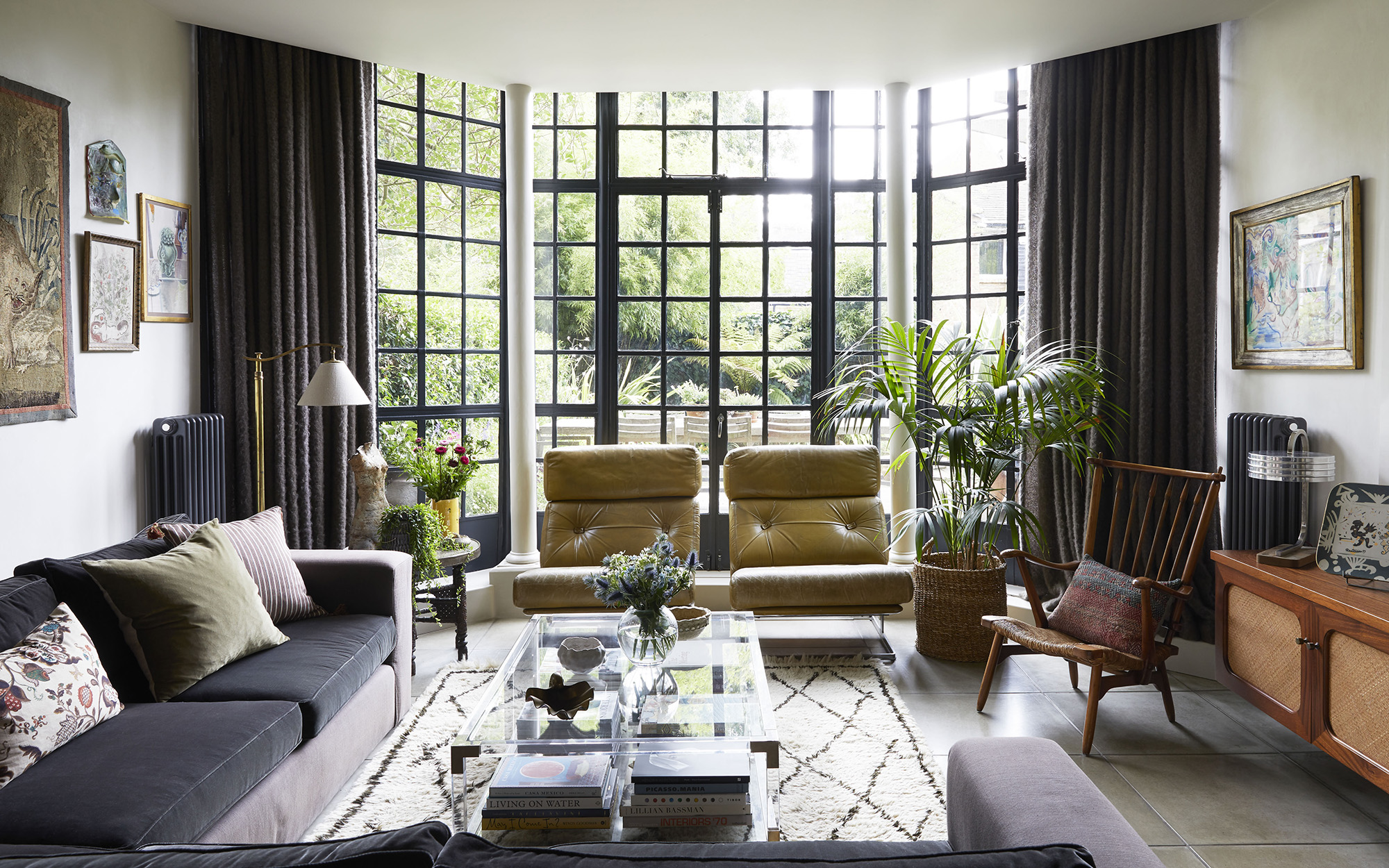 mid century modern living room