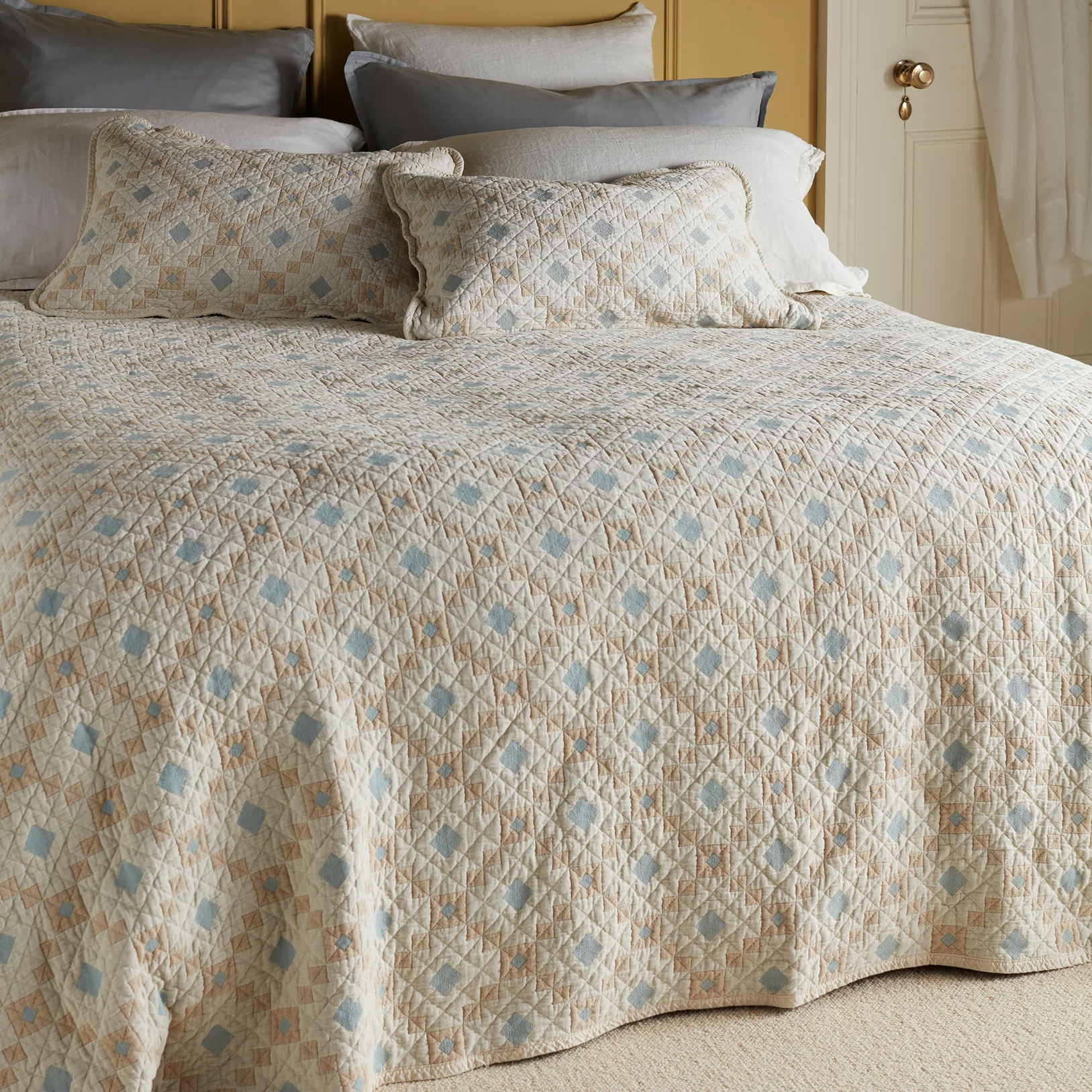 Secret Linen Store Patchwork 100% Cotton Throw