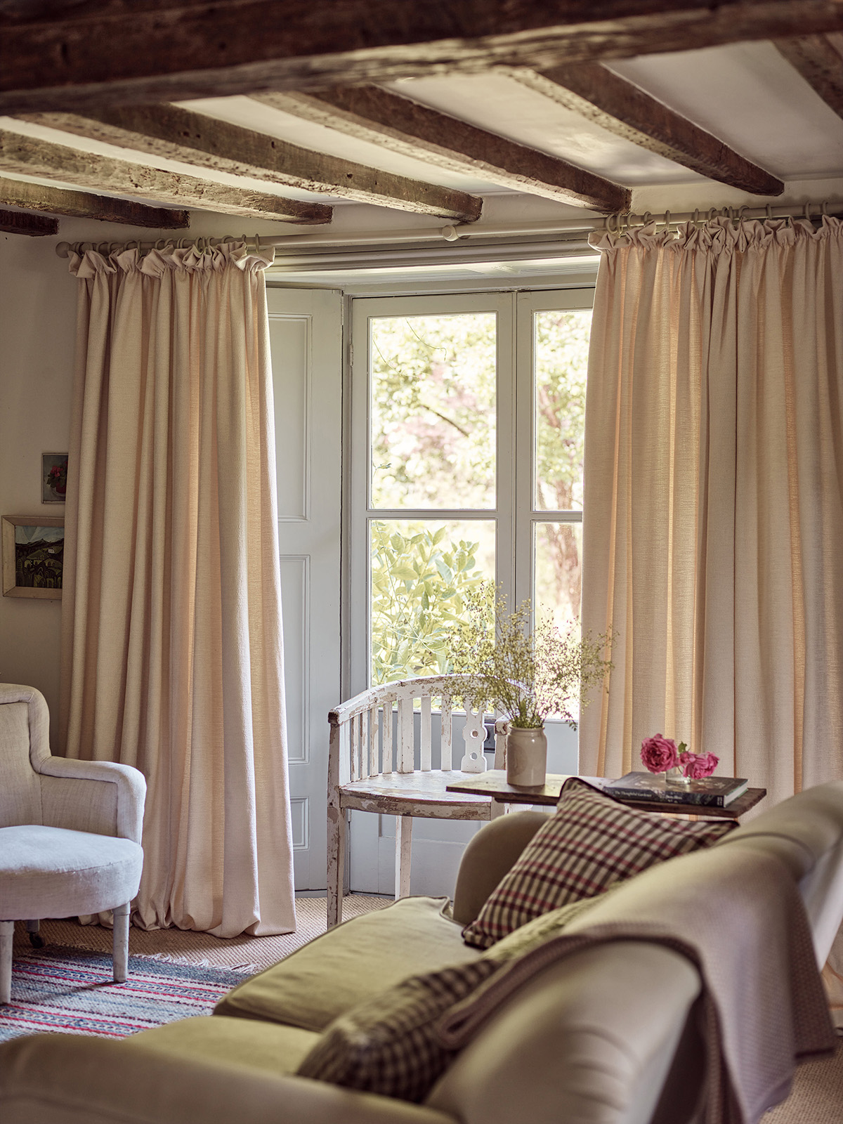 Tori Murphy curtain