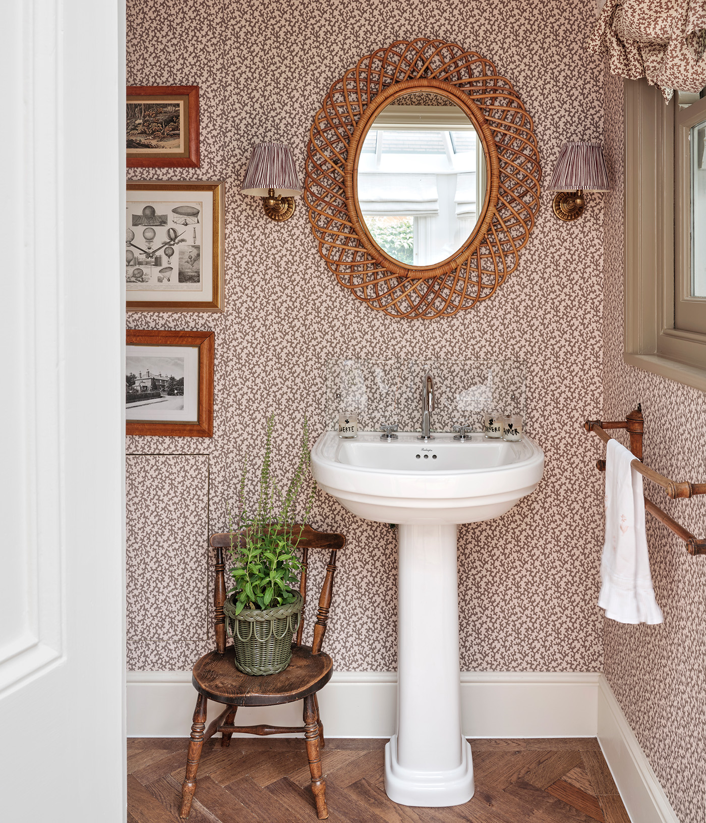 Louise Roe cloakroom style