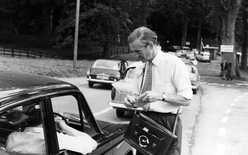 Henry Thynne, 6th Marquess of Bath , greets visitors at Longleat 