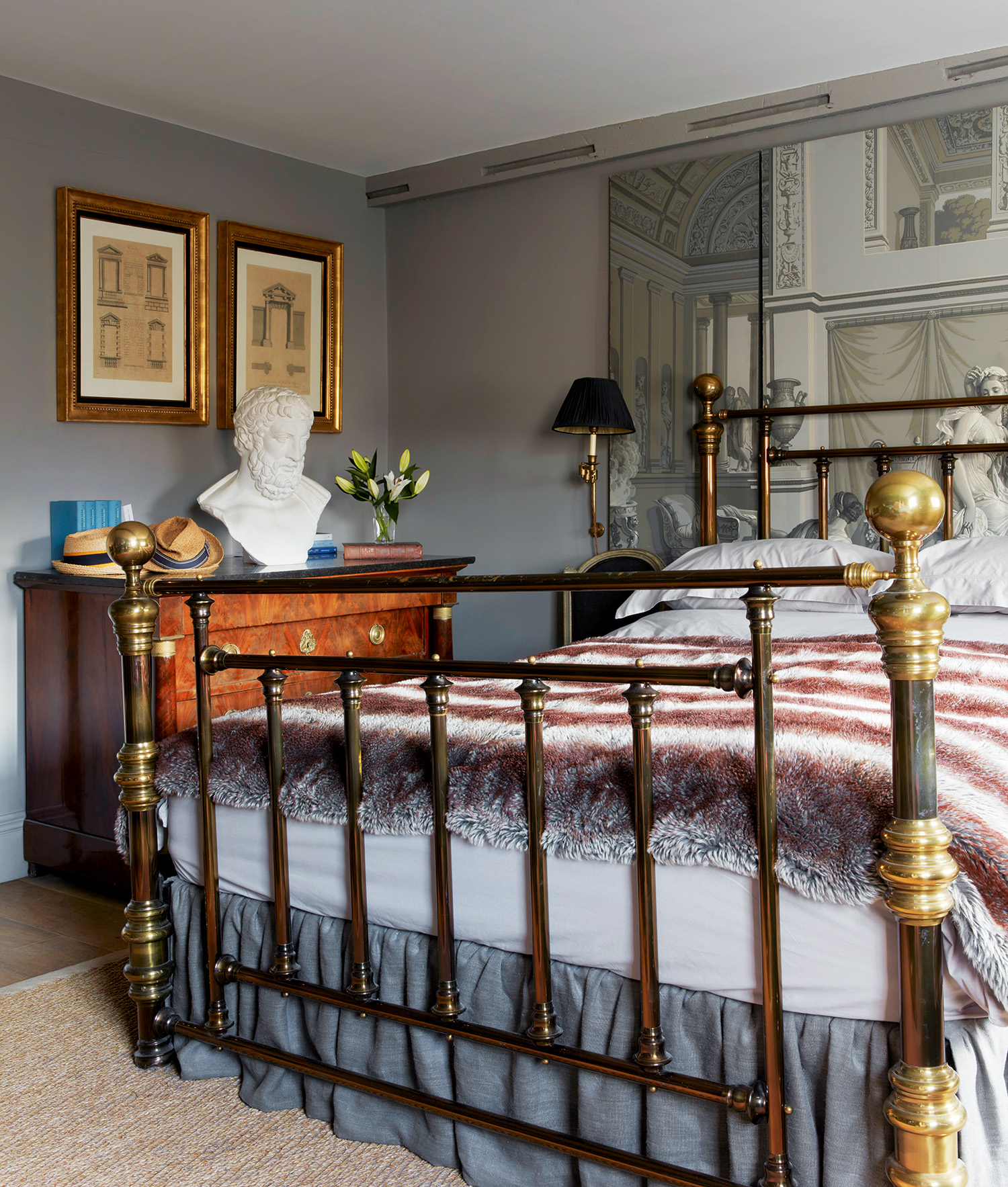 Hollmeyer house bedroom