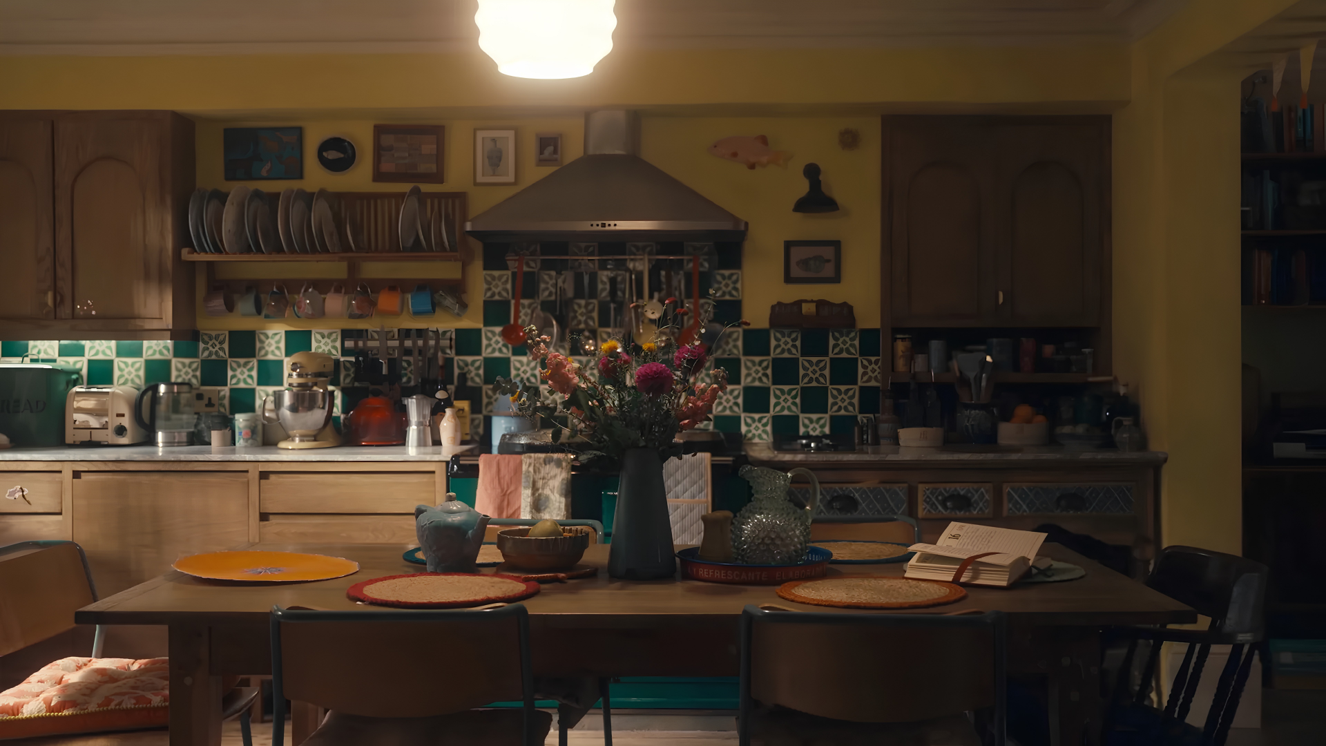 bridget jones kitchen