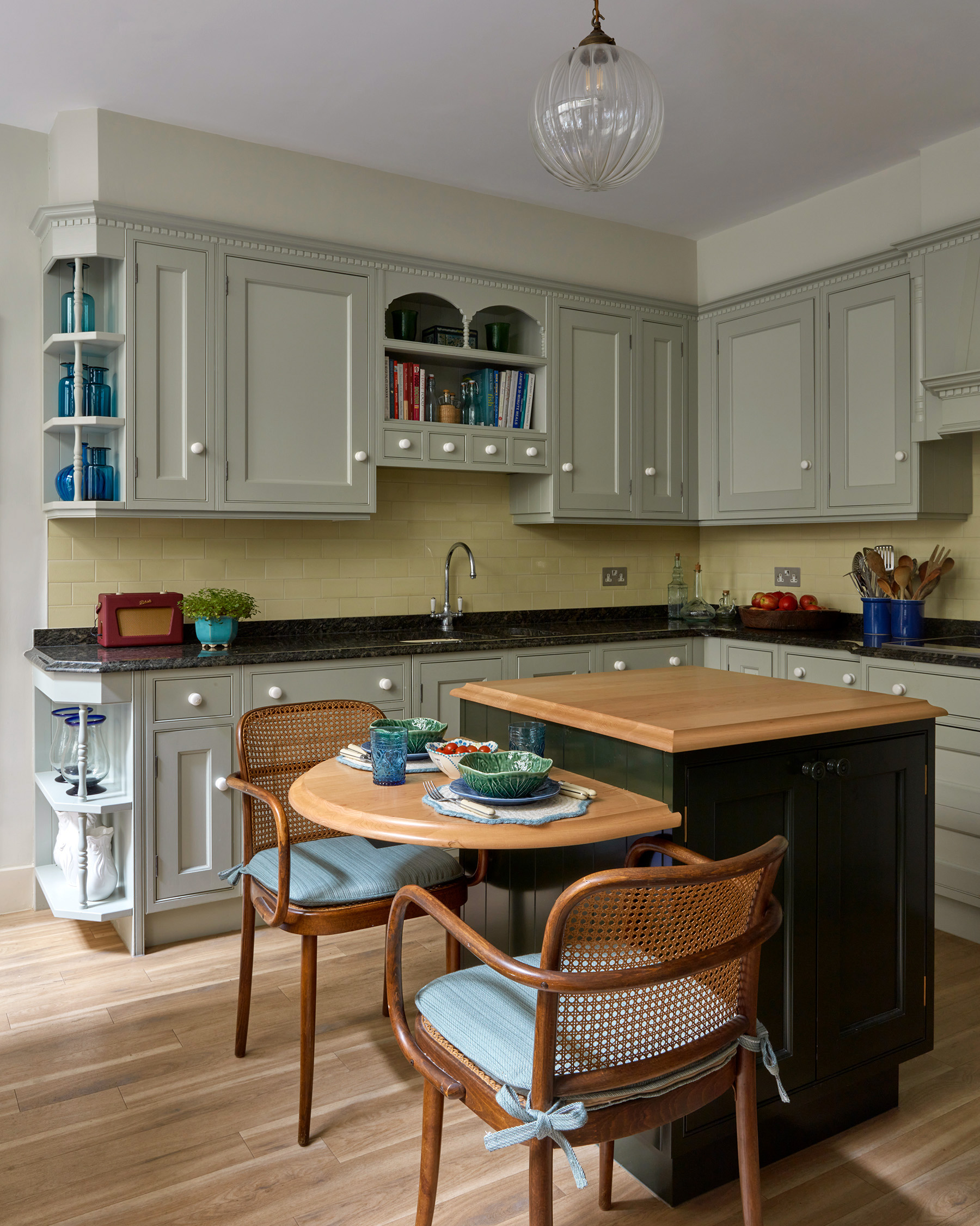 Caroline Winters house kitchen