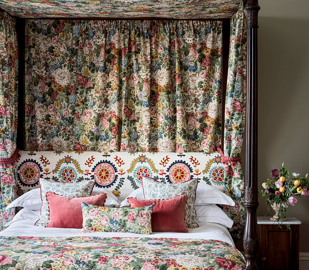 how to style a bed