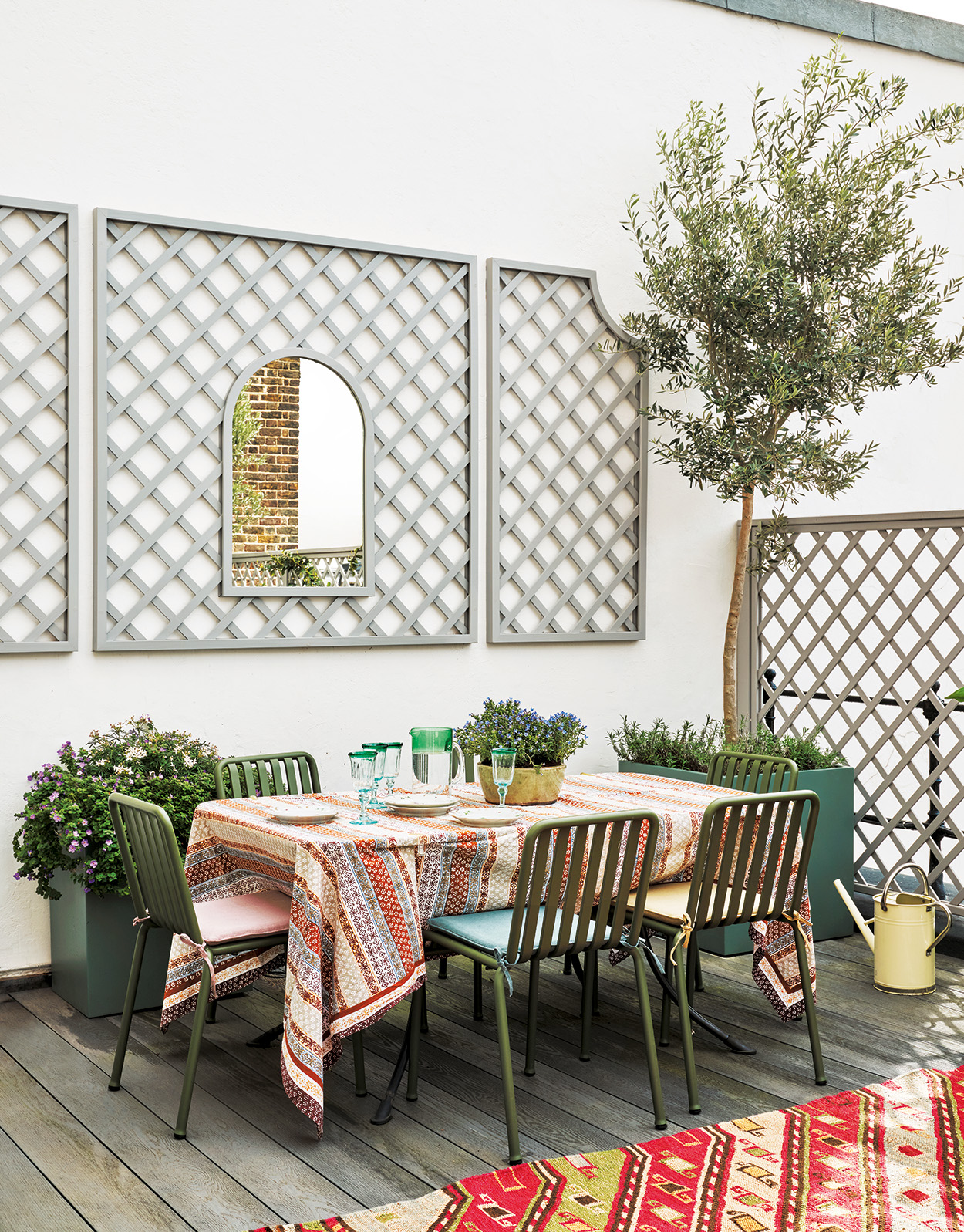 Mason flat outdoor space garden