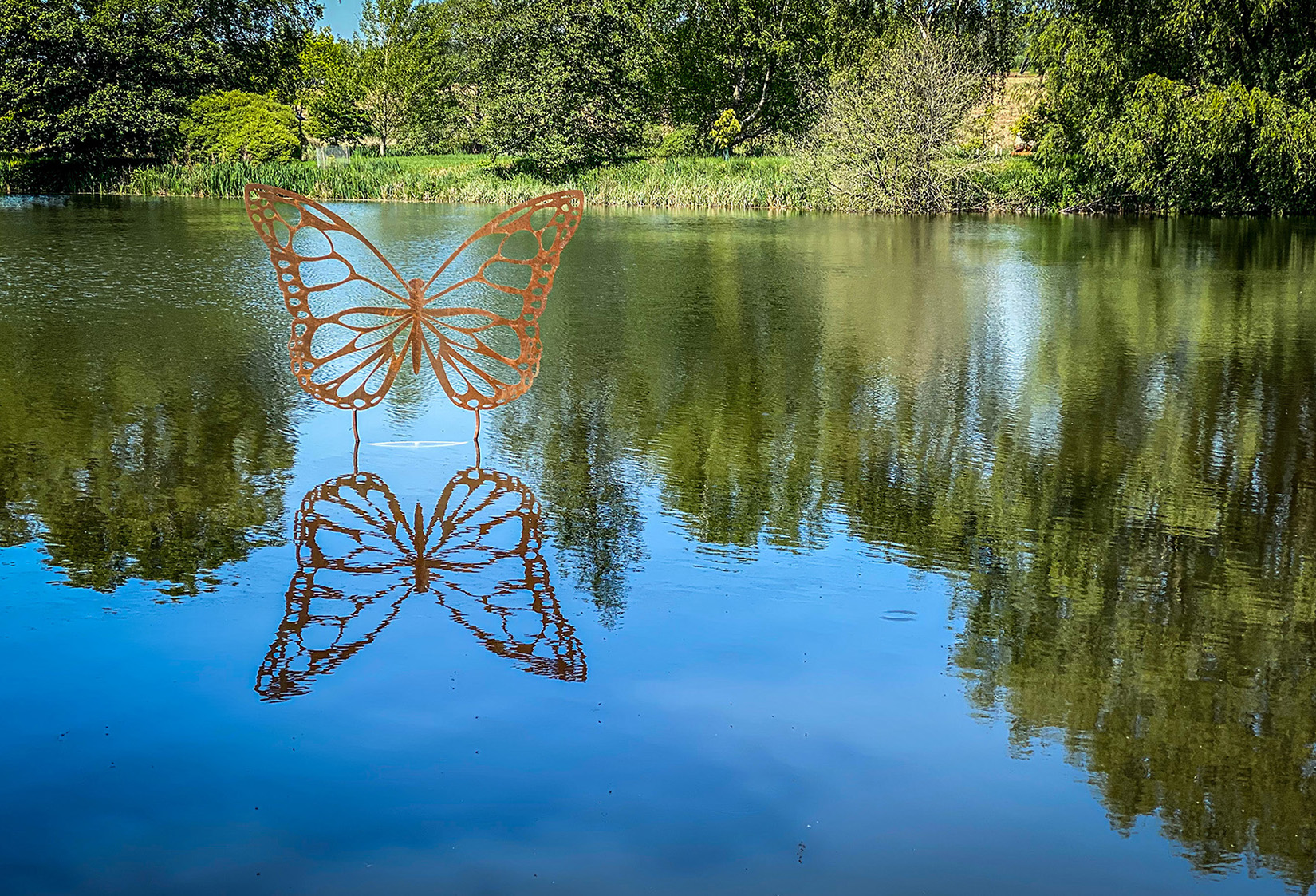Sculpture By The Lakes