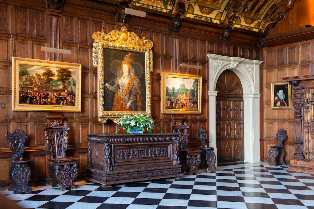 The Rainbow Portrait at Hatfield House