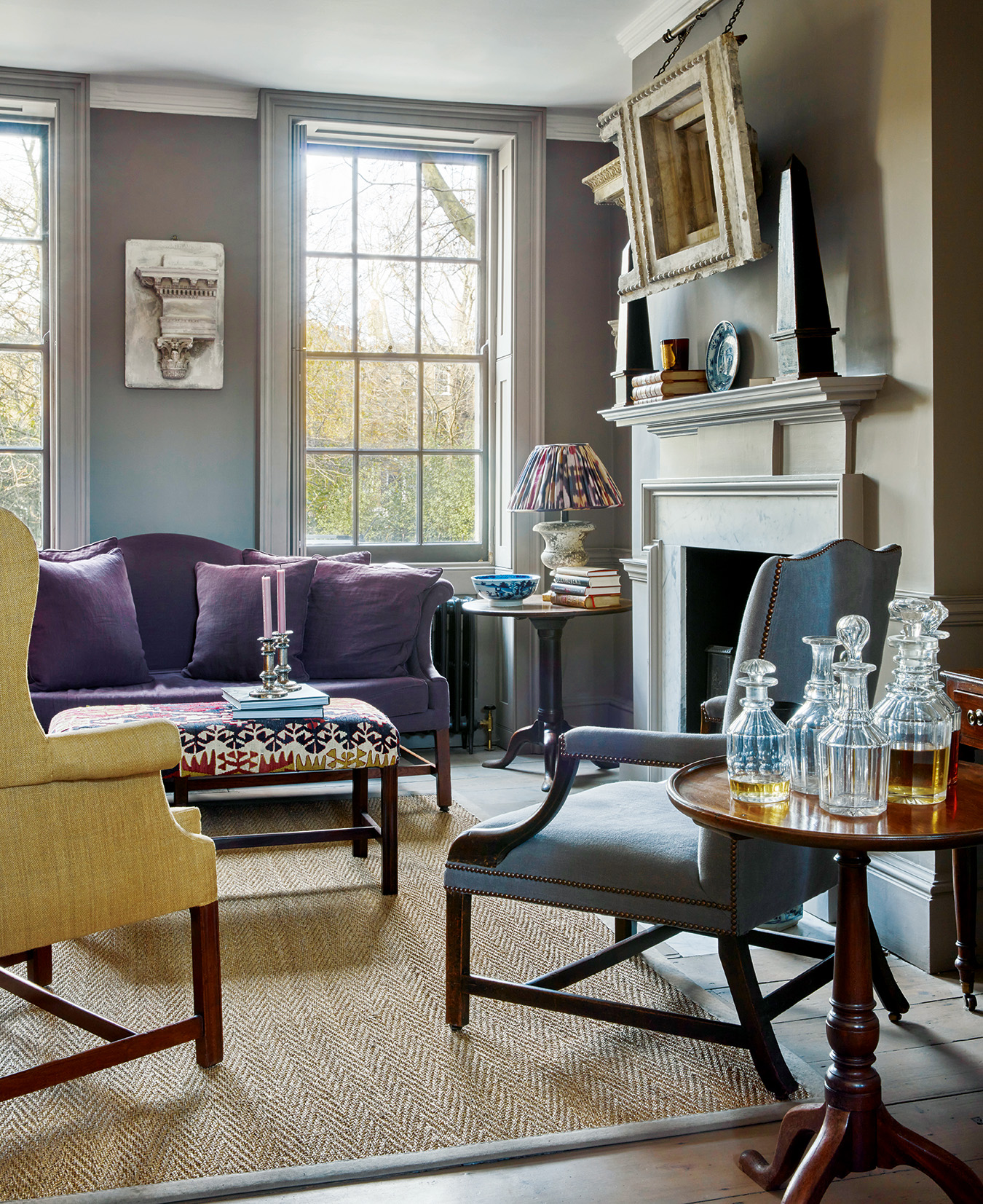 Hollmeyer house drawing room seating