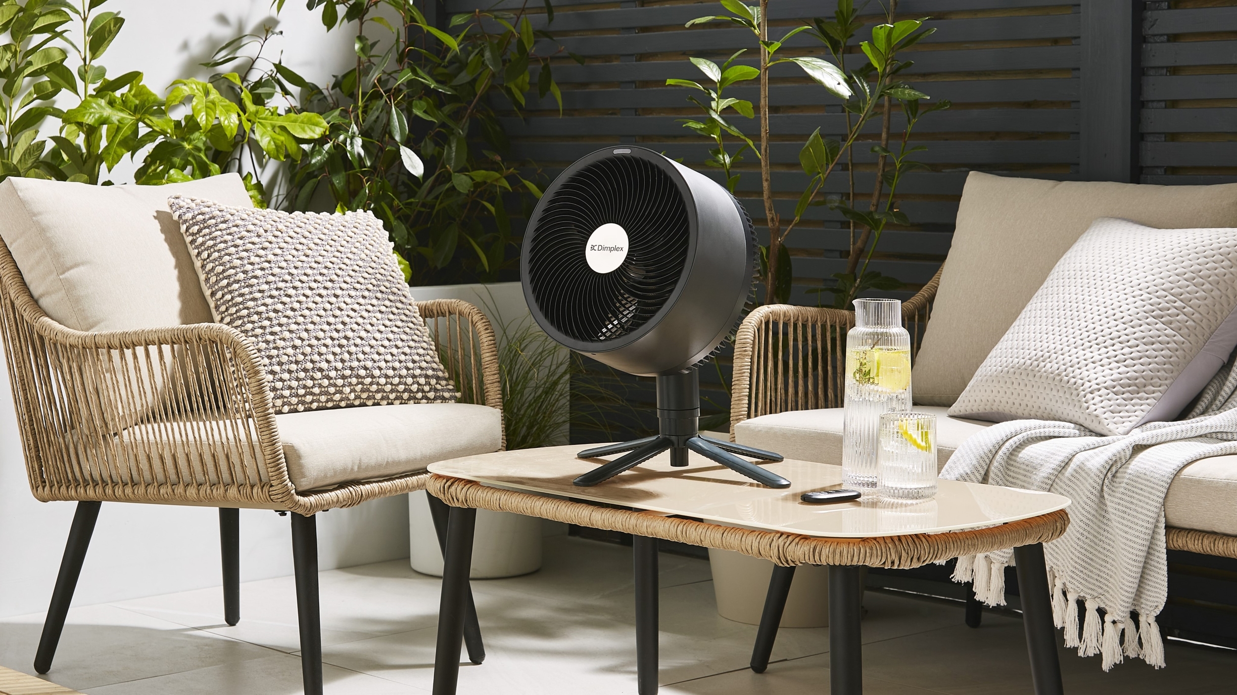 dimplex bladeless fan