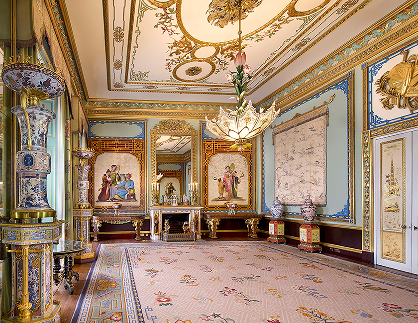Buckingham Palace East Wing tours