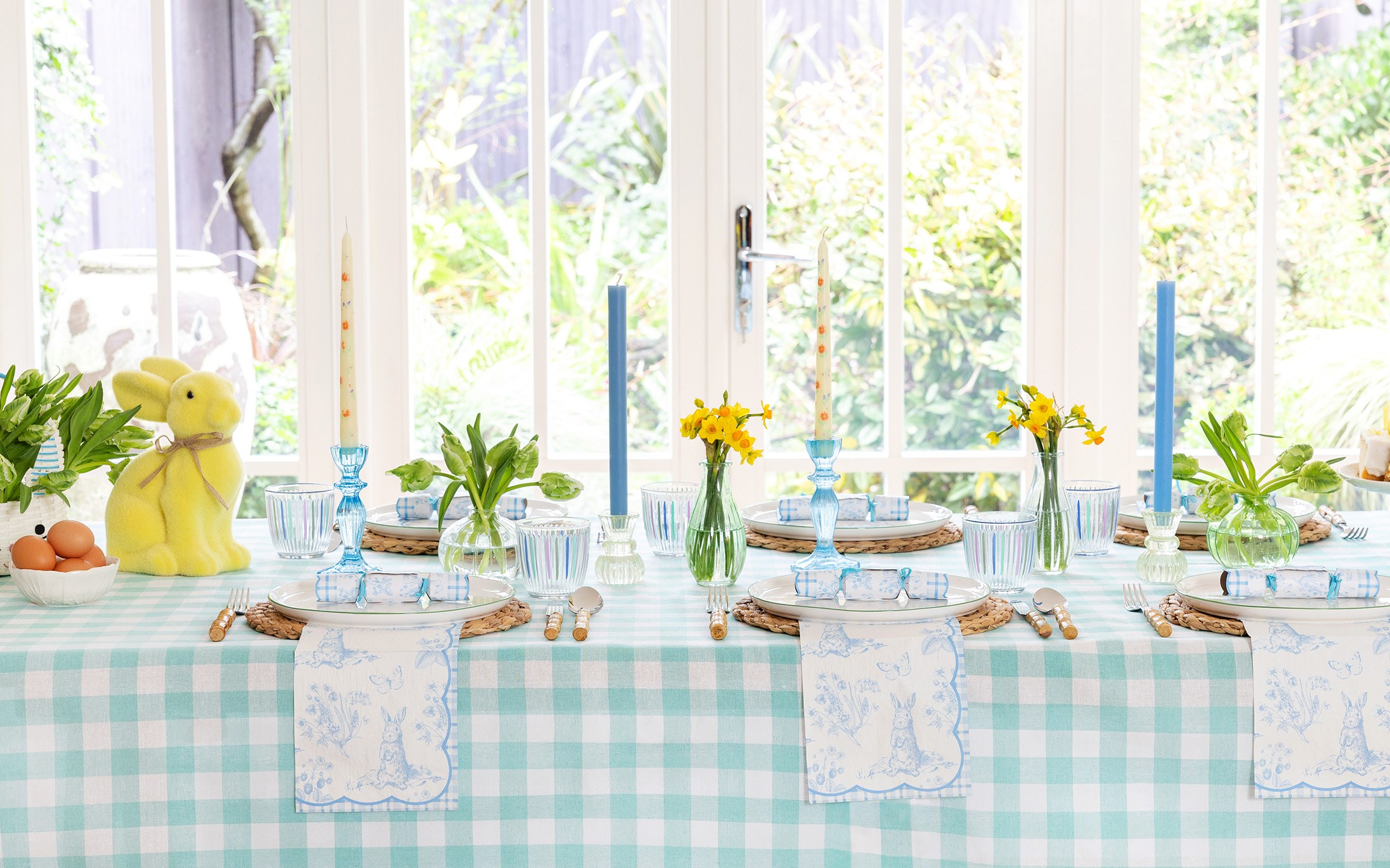 Easter table decorating blue table