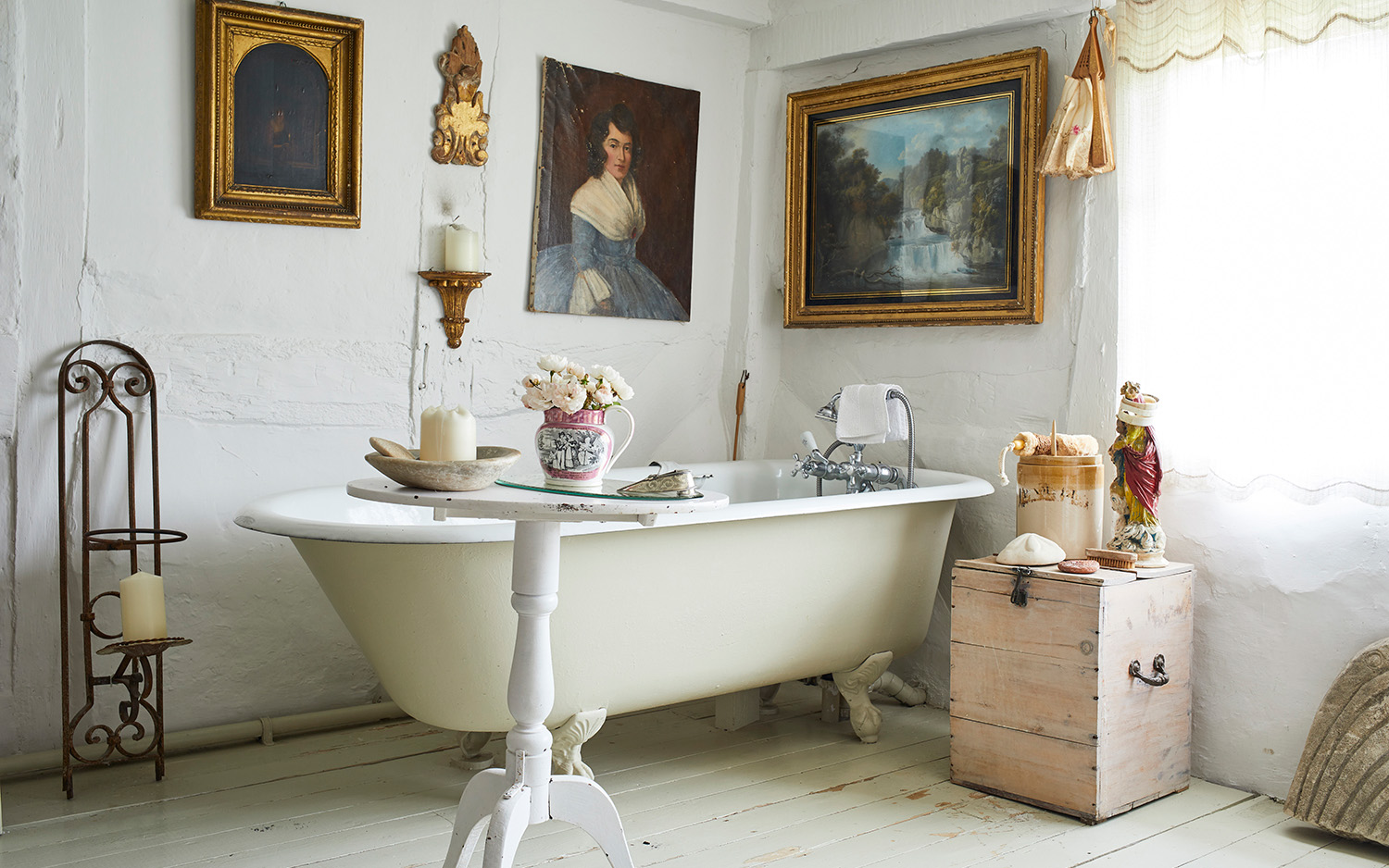 mrs m the english home