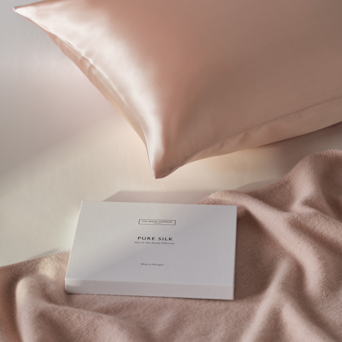 pale pink pure silk pillowcase with white box
