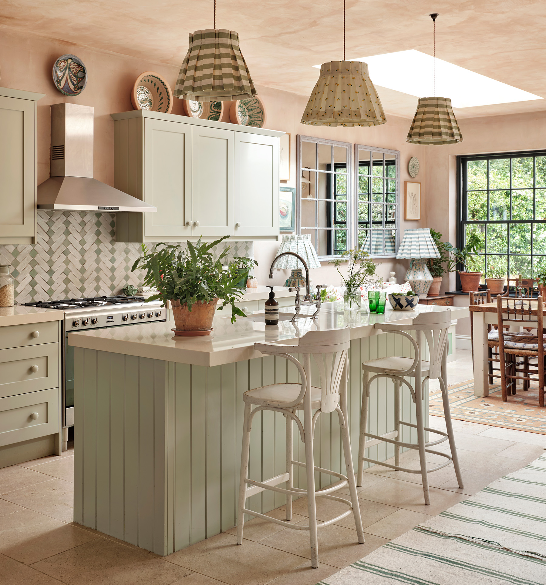 Alice Palmer kitchen island ideas