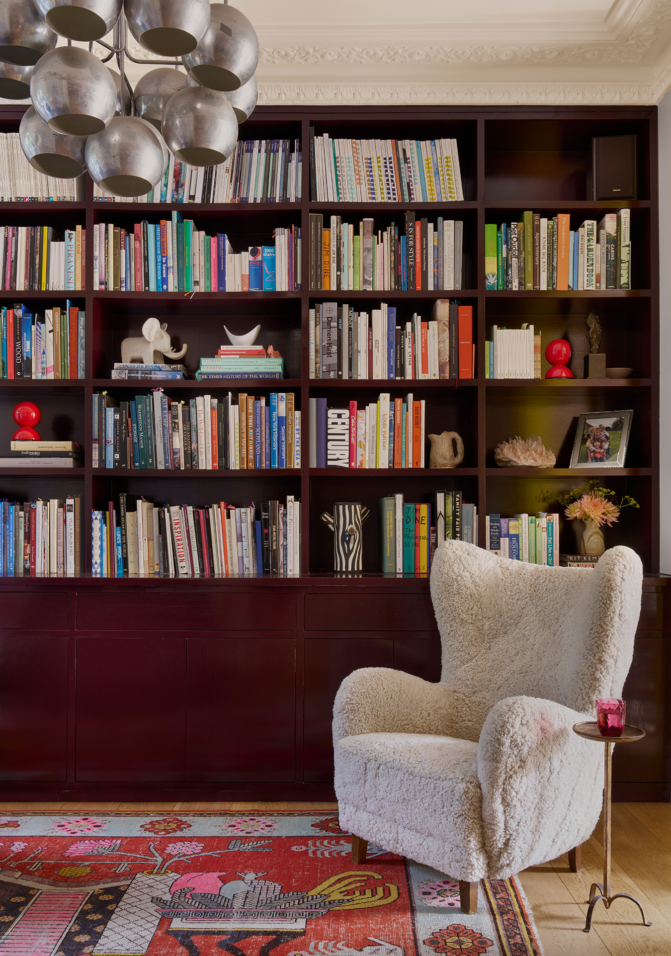 Suzy Hoodless house library