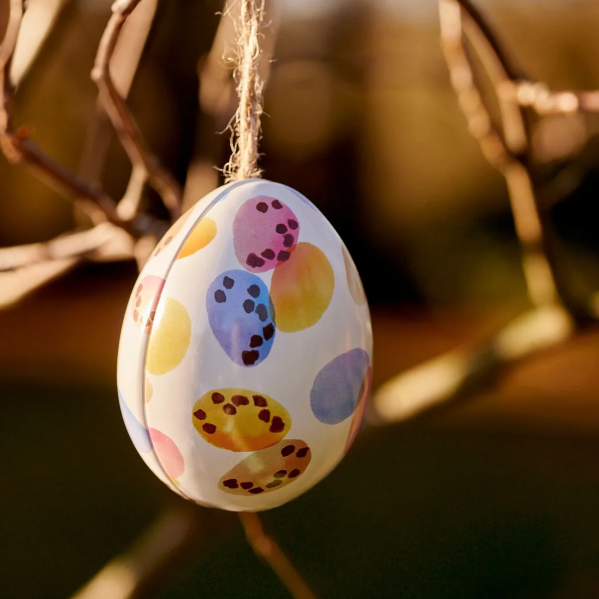 egg decoration