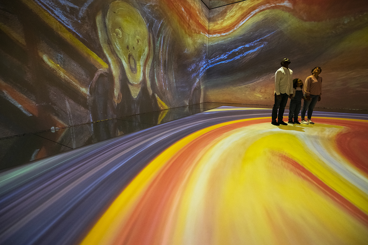 frameless immersive art experience