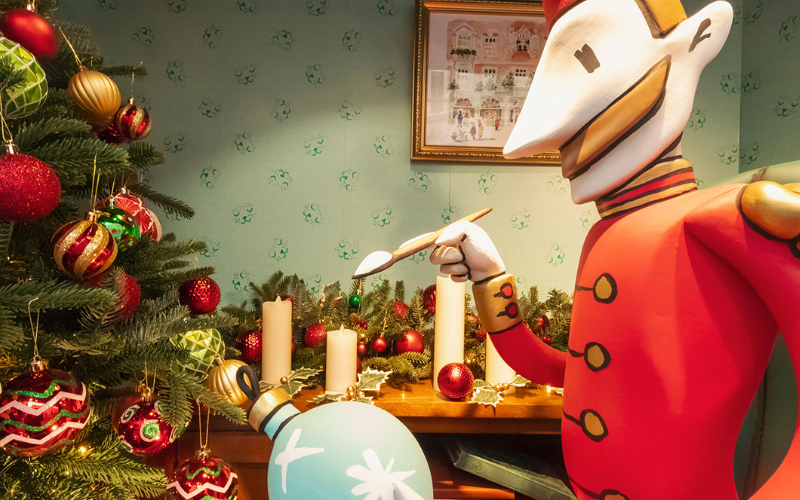 A Christmas window display at Fortnum & Mason, london
